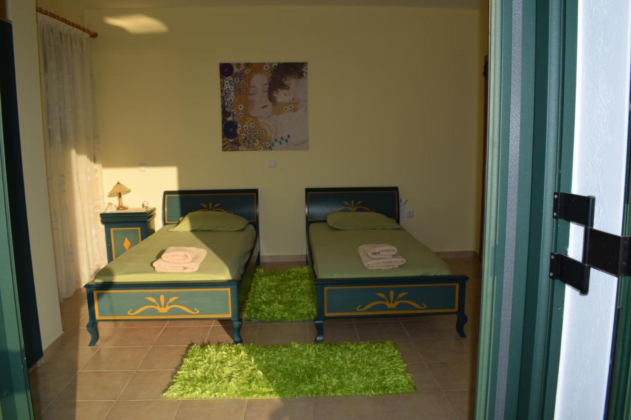 Villa Thetis With Private Pool Where The Sunsets Fade Away Agios Nikitas Exterior photo