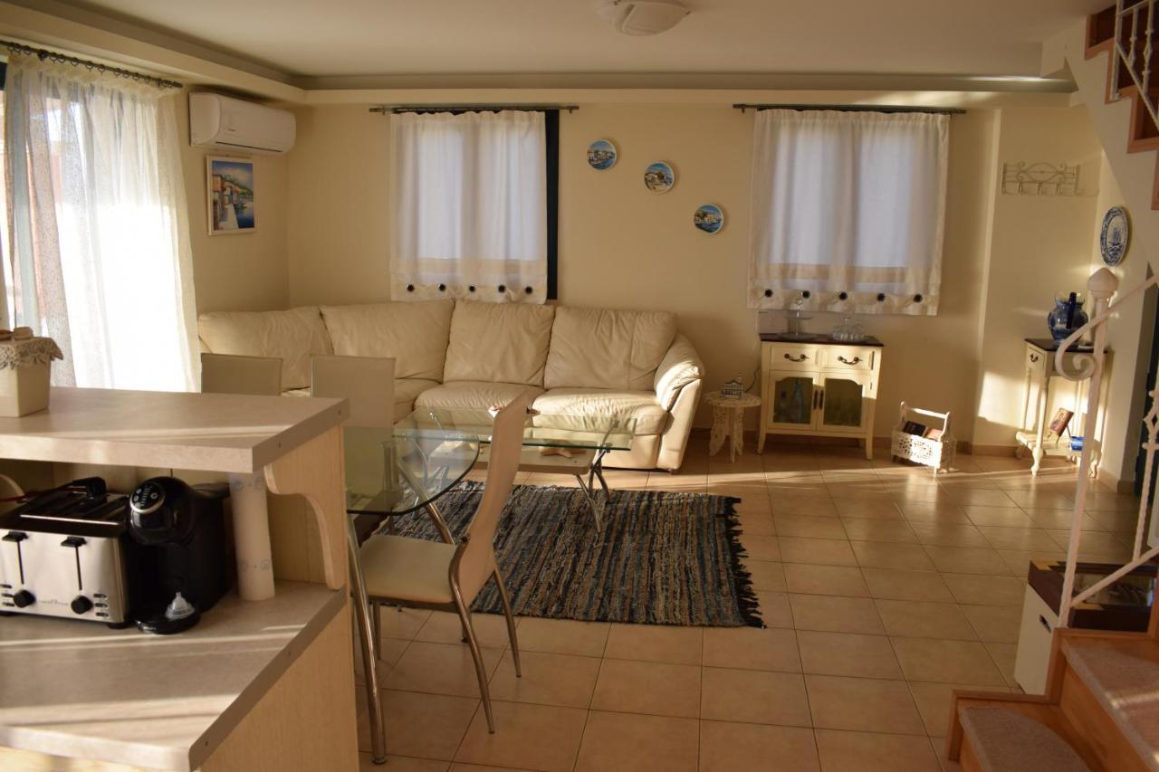 Villa Thetis With Private Pool Where The Sunsets Fade Away Agios Nikitas Exterior photo