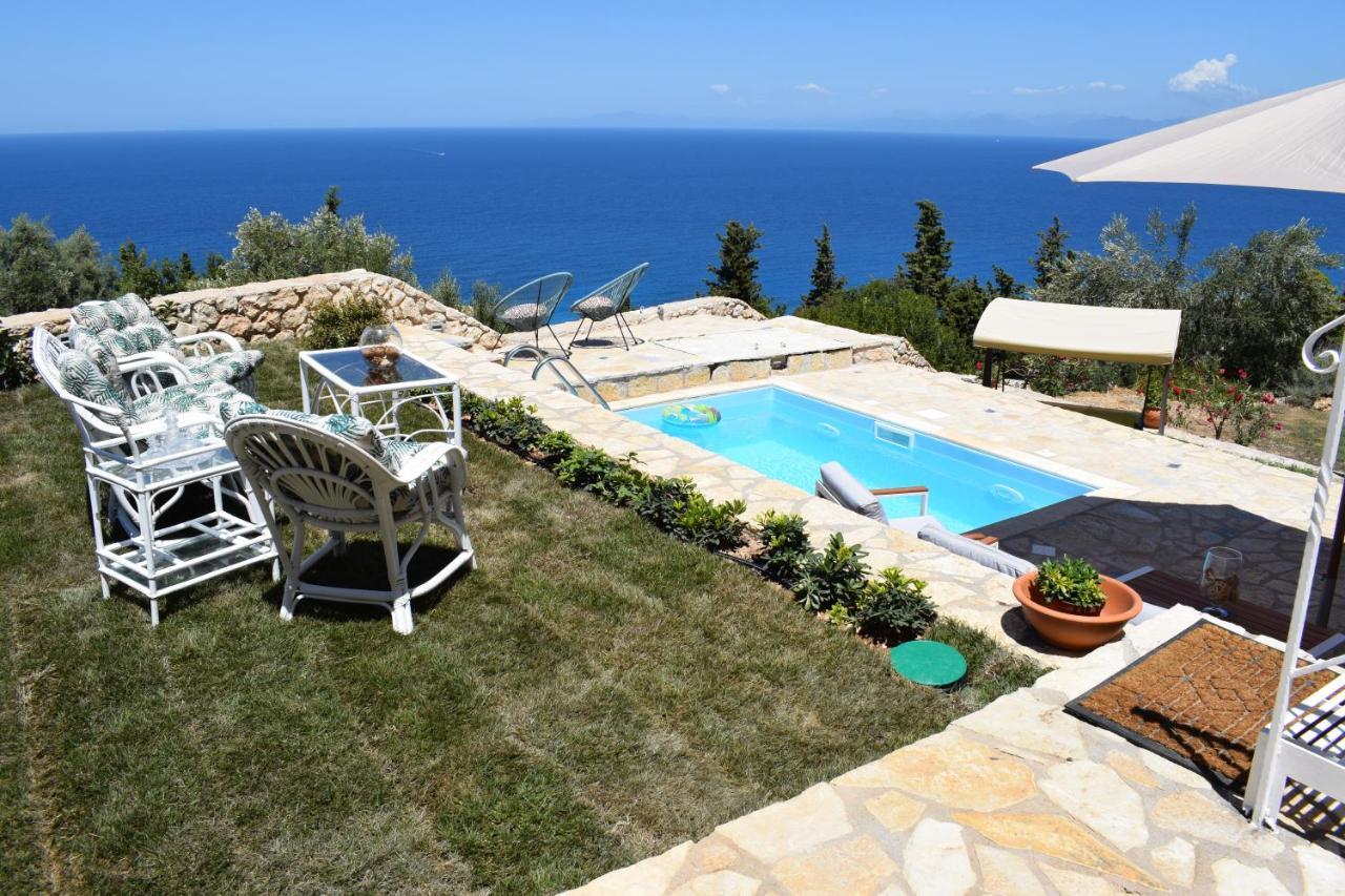 Villa Thetis With Private Pool Where The Sunsets Fade Away Agios Nikitas Exterior photo