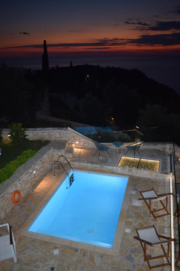 Villa Thetis With Private Pool Where The Sunsets Fade Away Agios Nikitas Exterior photo