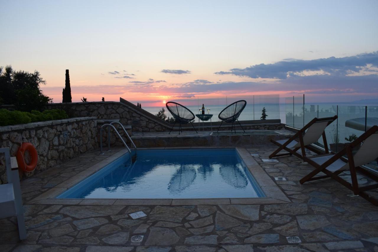 Villa Thetis With Private Pool Where The Sunsets Fade Away Agios Nikitas Exterior photo
